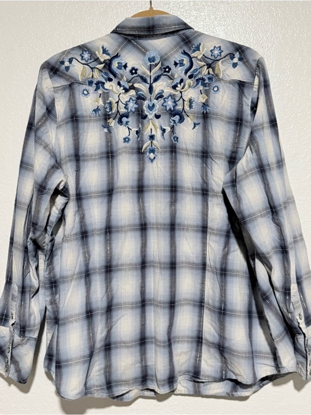 Stetson Women’s Embroidered Blue Plaid Western Button Up Collared Shirt Size 2X - Picture 3 of 10